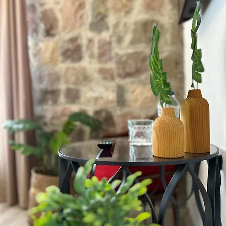 Milestone Kuecuekkoey * Ayvalı